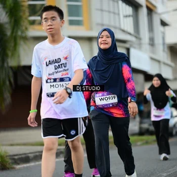 Runner Photo 7912289