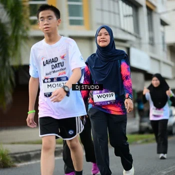 Runner Photo 7912291
