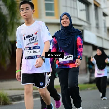 Runner Photo 7912301