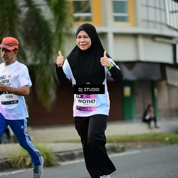 Runner Photo 7912309