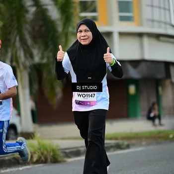 Runner Photo 7912315