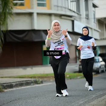 Runner Photo 7912320