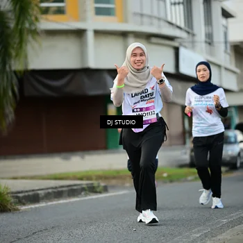 Runner Photo 7912323