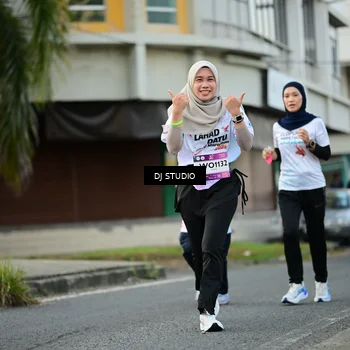 Runner Photo 7912329