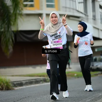Runner Photo 7912330