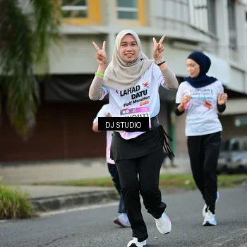 Runner Photo 7912334