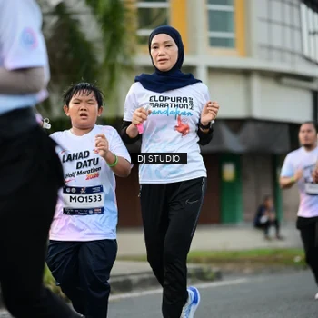 Runner Photo 7912356