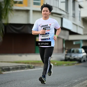 Runner Photo 7912395