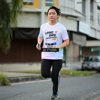 Runner Photo 7912403