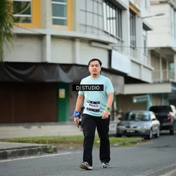 Runner Photo 7912407