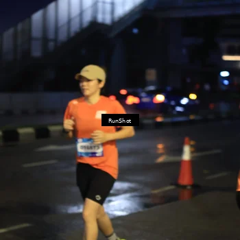 Runner Photo 7912444