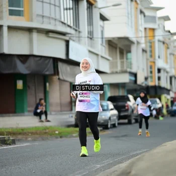 Runner Photo 7912445