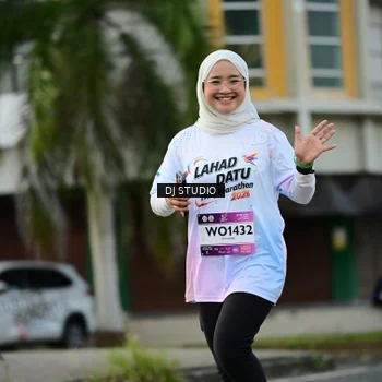 Runner Photo 7912453