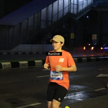 Runner Photo 7912467