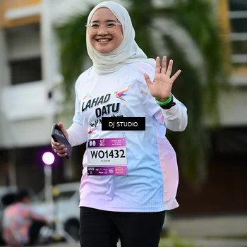 Runner Photo 7912469