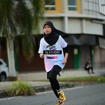 Runner Photo 7912486