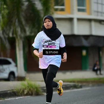 Runner Photo 7912490