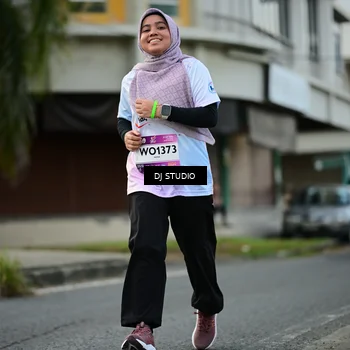 Runner Photo 7912542