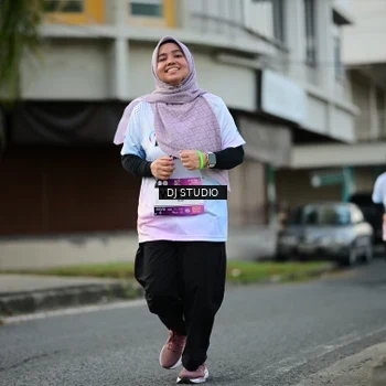 Runner Photo 7912551