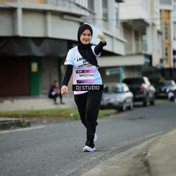 Runner Photo 7912558