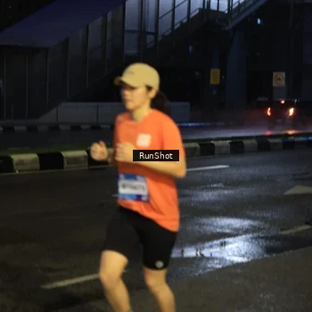 Runner Photo 7912559