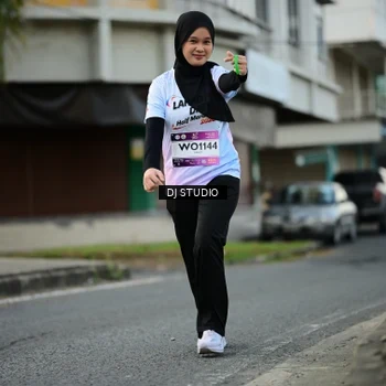 Runner Photo 7912568