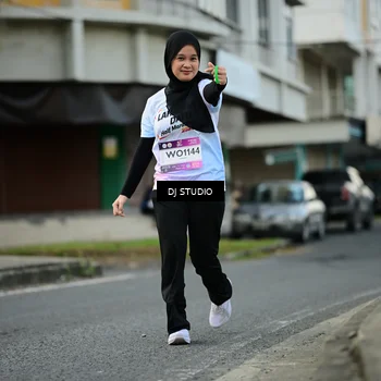 Runner Photo 7912583
