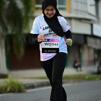 Runner Photo 7912591
