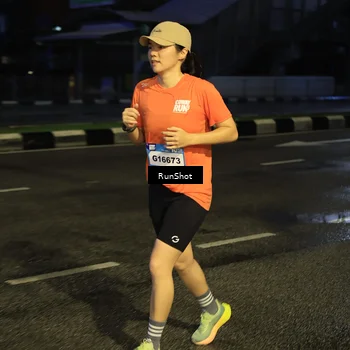 Runner Photo 7912608