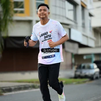 Runner Photo 7912627