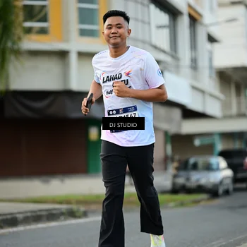Runner Photo 7912635