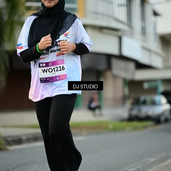 Runner Photo 7912686