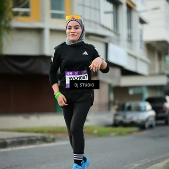 Runner Photo 7912689