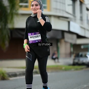 Runner Photo 7912705