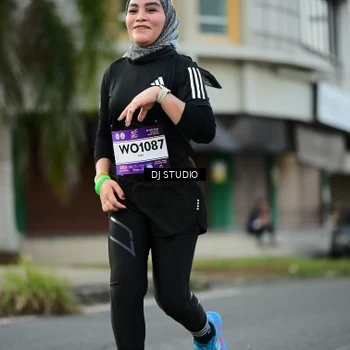 Runner Photo 7912707