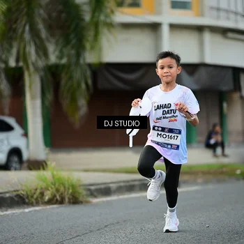 Runner Photo 7912708