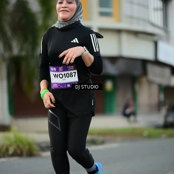Runner Photo 7912711