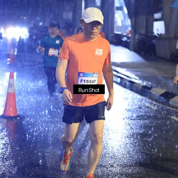 Runner Photo 7912719