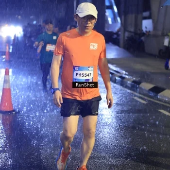 Runner Photo 7912721