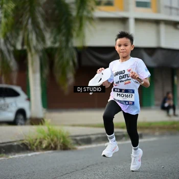 Runner Photo 7912722