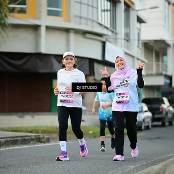 Runner Photo 7912744