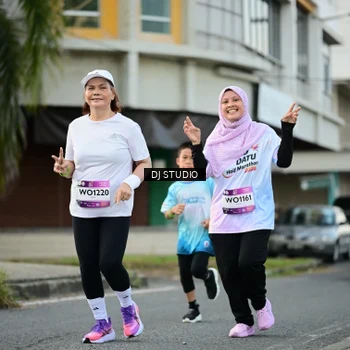 Runner Photo 7912745