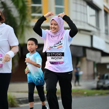 Runner Photo 7912764