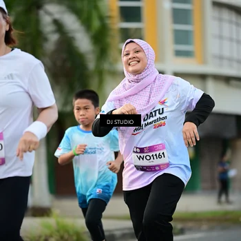 Runner Photo 7912774