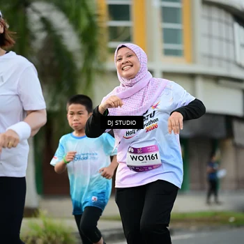 Runner Photo 7912775