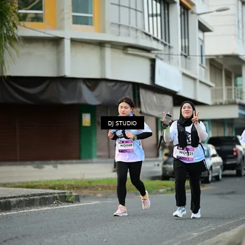Runner Photo 7912784