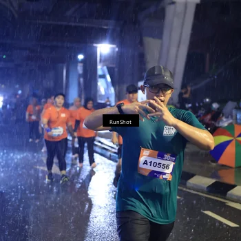 Runner Photo 7912789