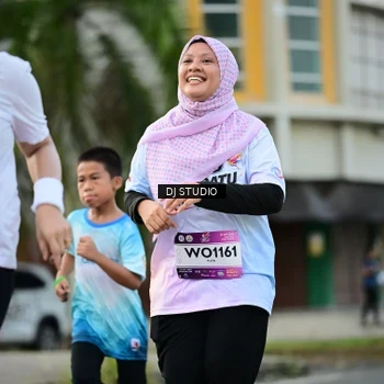 Runner Photo 7912792