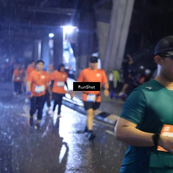 Runner Photo 7912795