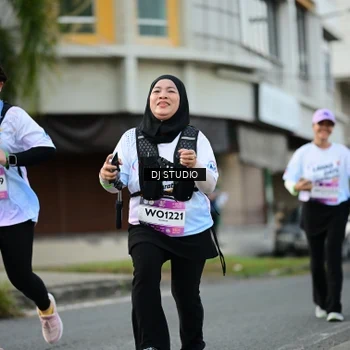 Runner Photo 7912805